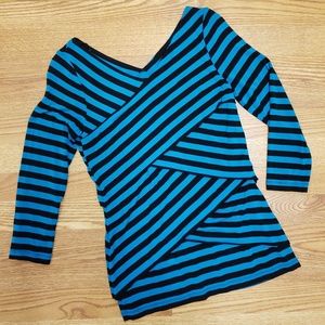 Slimming Vince Camuto Dress top